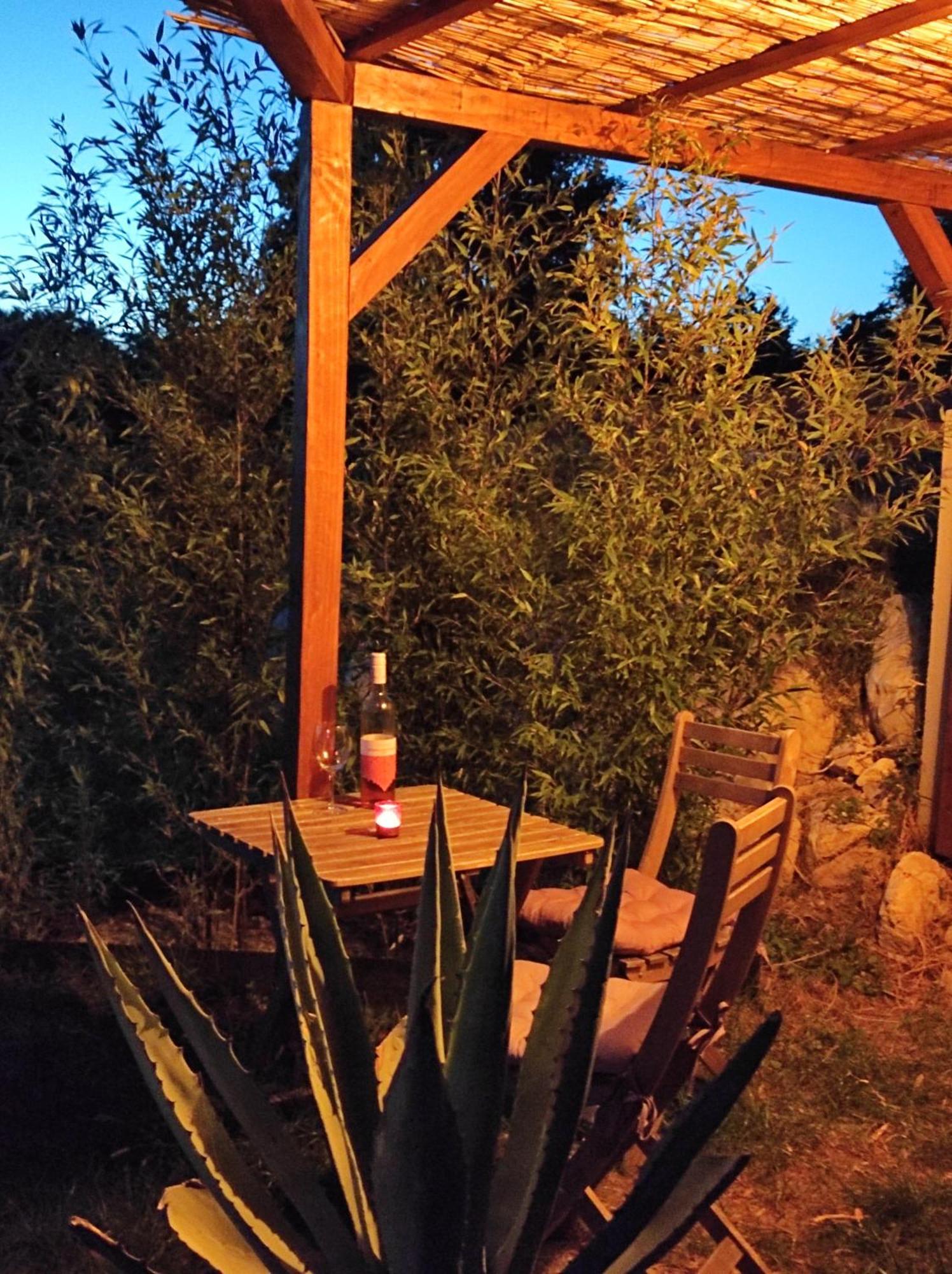 Napraszallas Vendeghaz Balatonakali Exterior foto